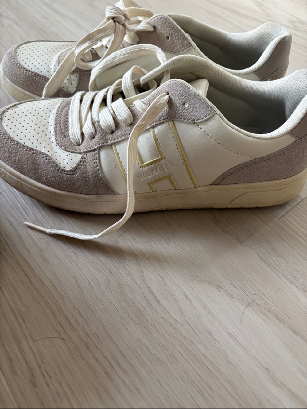 Tommy Hilfiger Cream and Beige Suede Trim Sneakers